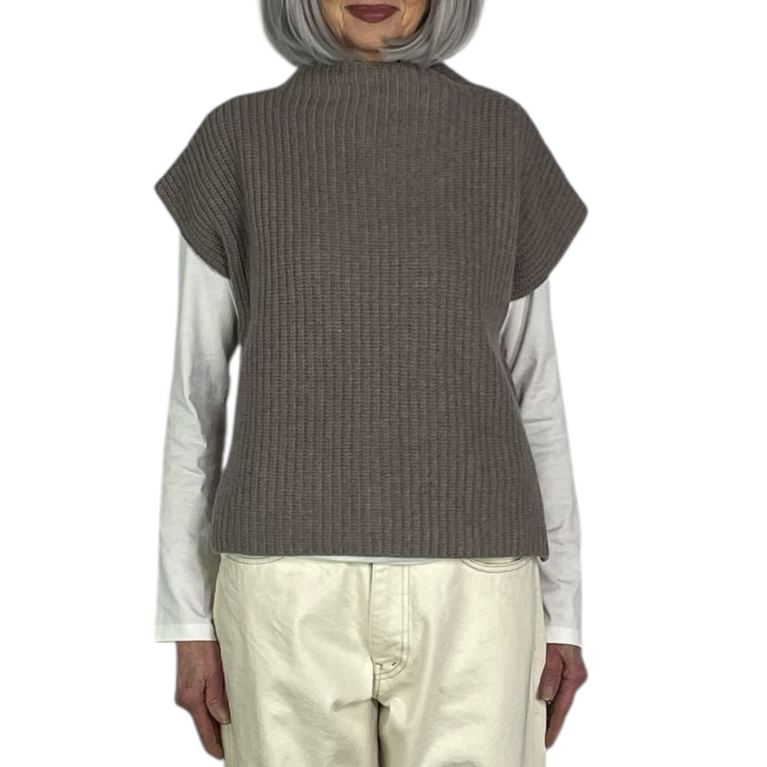 RIBBED BOXY SWEATER
