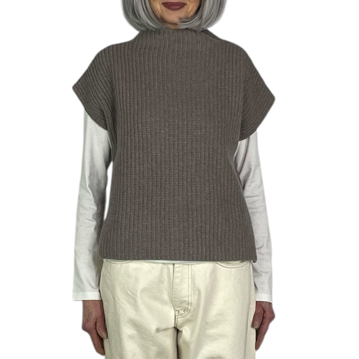 RIBBED BOXY SWEATER