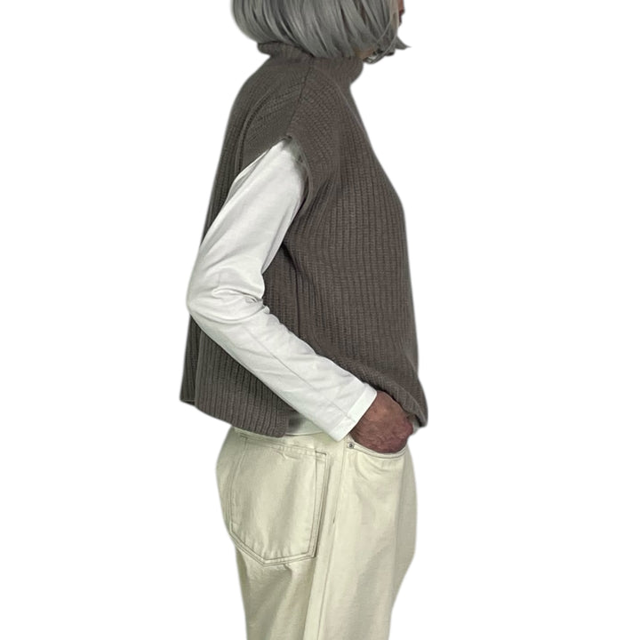 RIBBED BOXY SWEATER