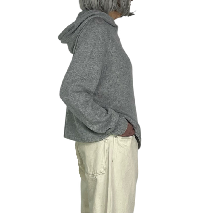 HOODIE PULLOVER SWEATER