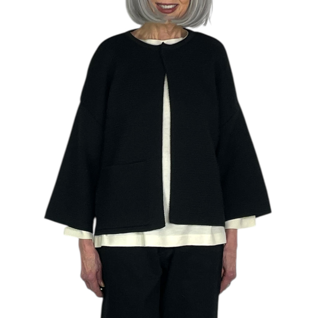 CREWNECK POCKET CARDIGAN