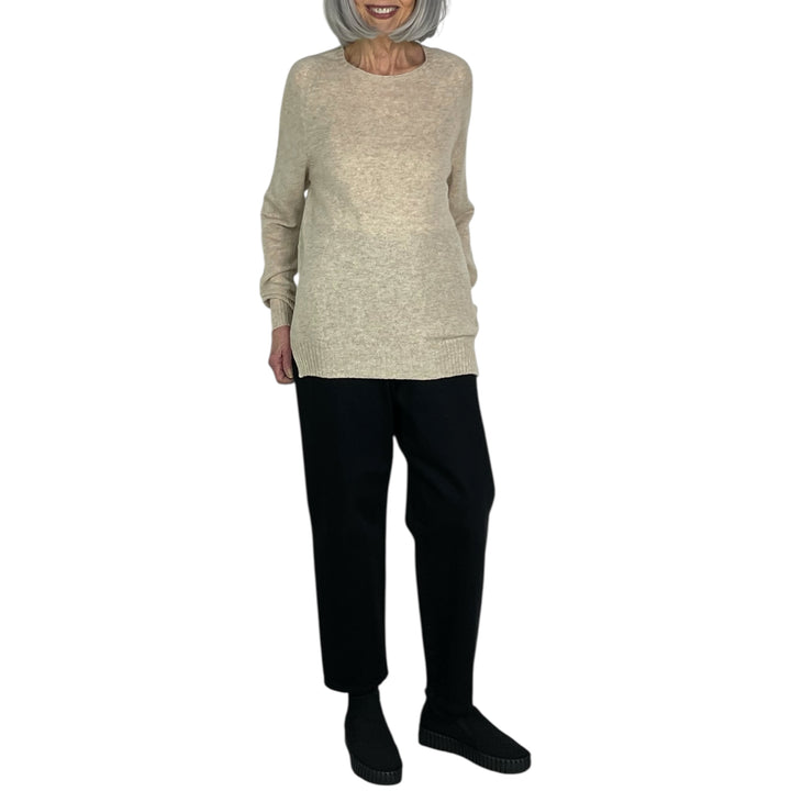 CASHMERE ROUND NECK SWEATER