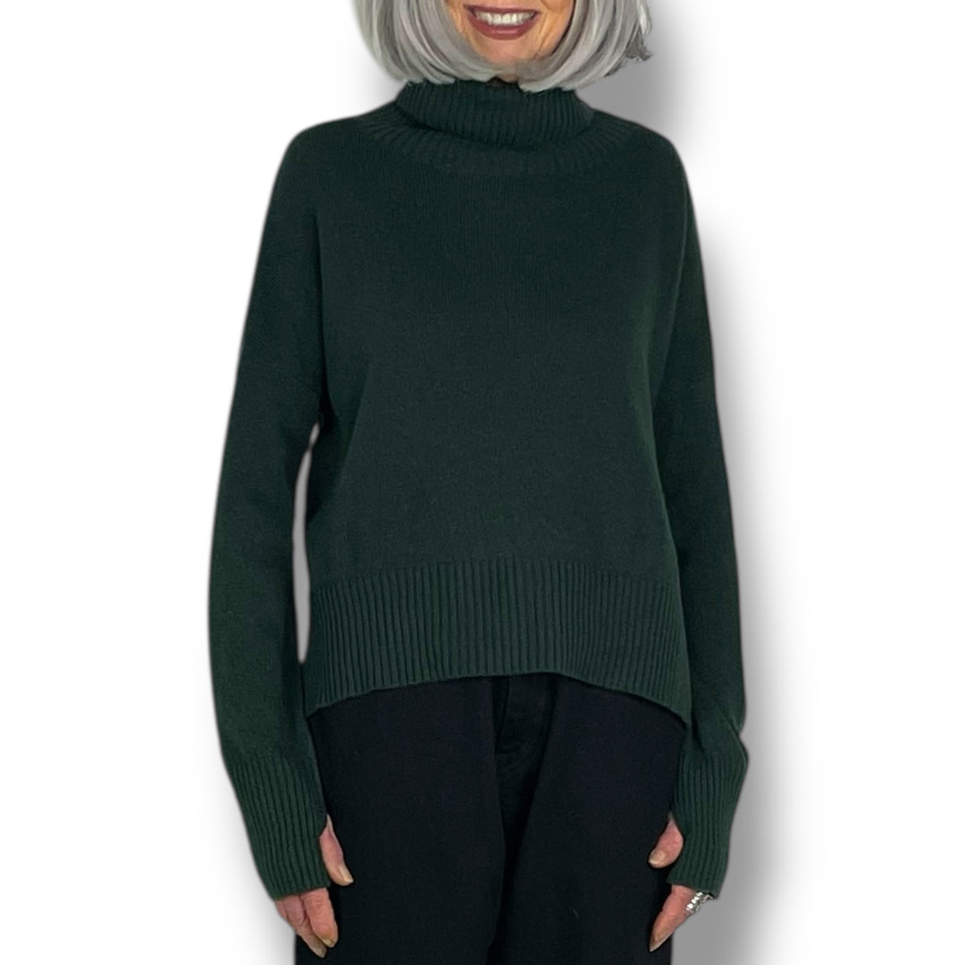 TURTLENECK SWEATER W/THUMB SLITS