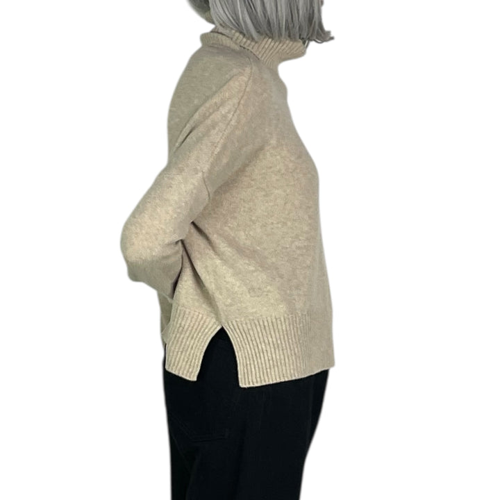 TURTLENECK SWEATER W/THUMB SLITS