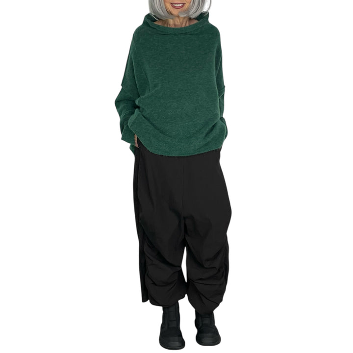 SHIRRED LEG CROP PANT