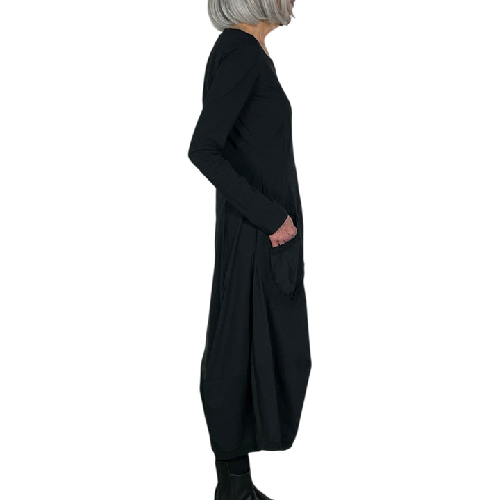 CIRCLE POCKETS DRESS