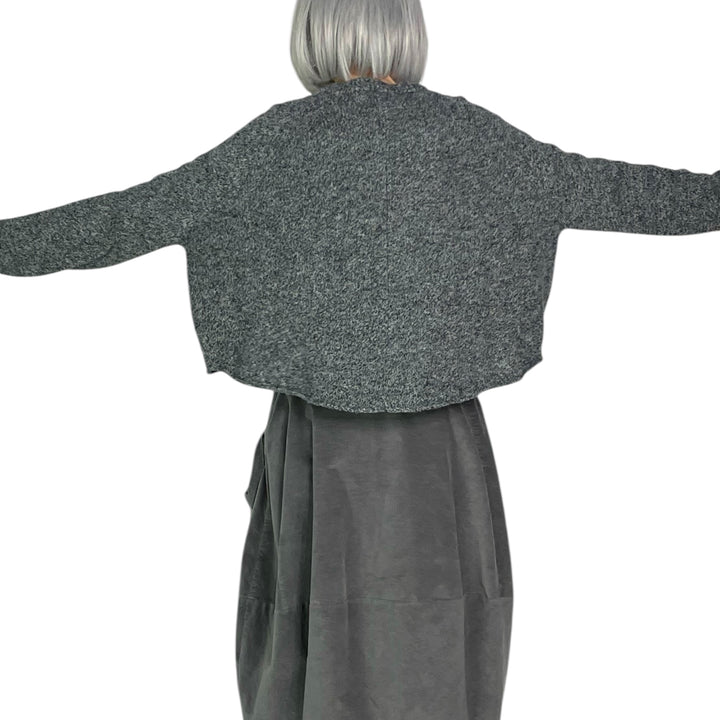 CROPPED CARDIGAN SWEATER