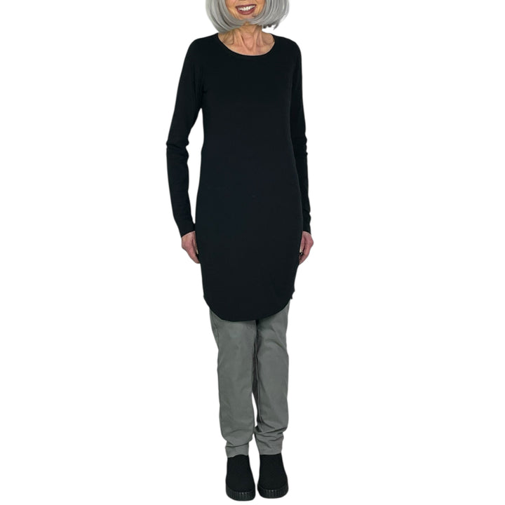 LONG SLIM CREWNECK T-SHIRT