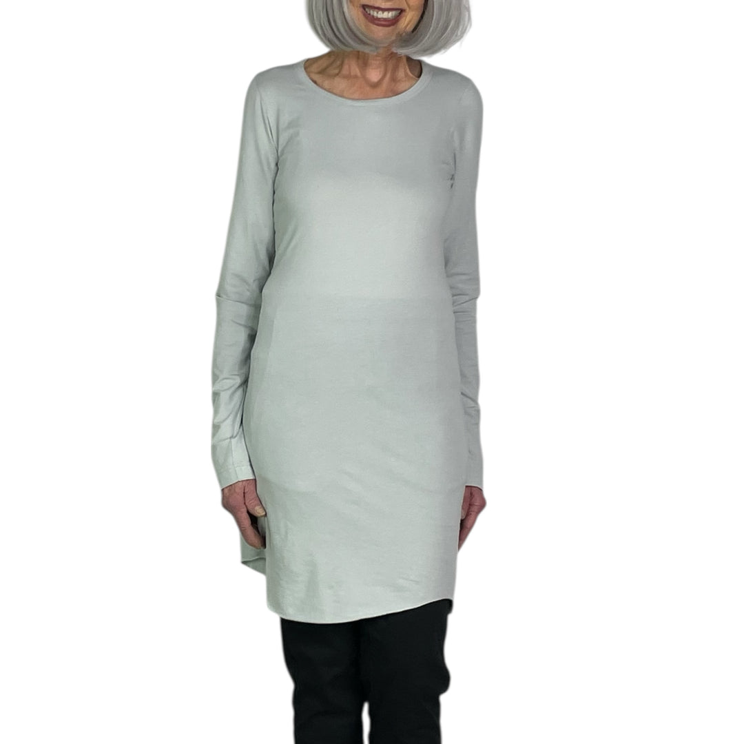 LONG SLIM CREWNECK T-SHIRT