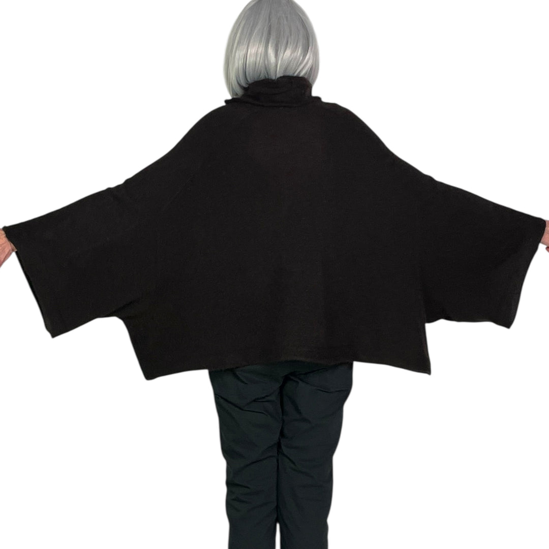 HI-NECK SWEATER