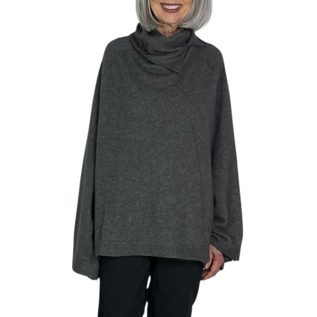 HI-NECK SWEATER