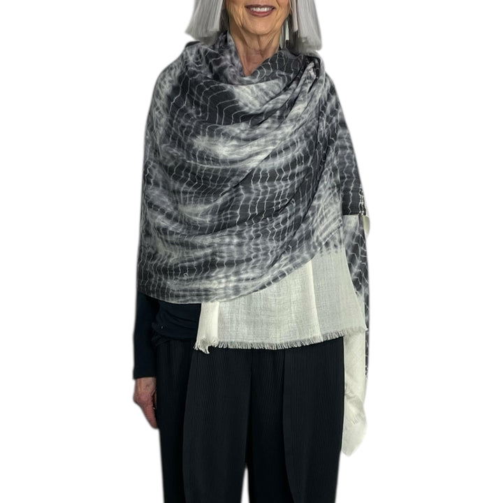 ARASHI TIE DYE MERINO STOLE