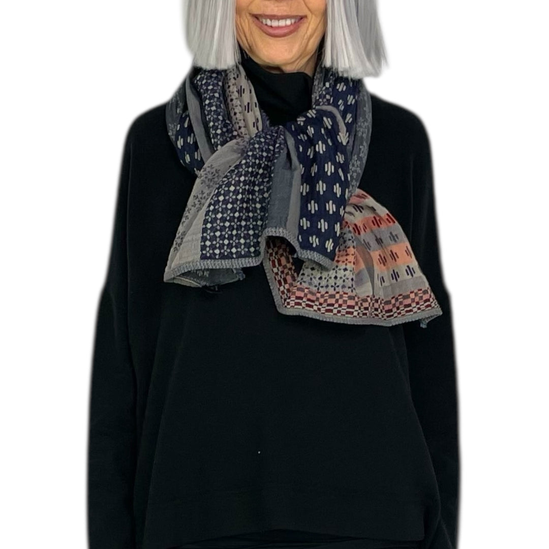 DAPHNE 3 SCARF