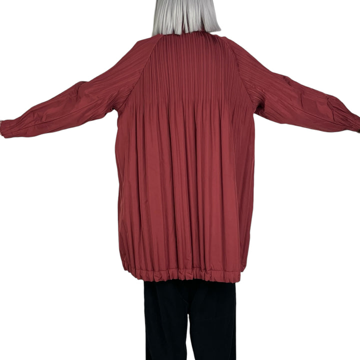 PADDED PLEATS COAT