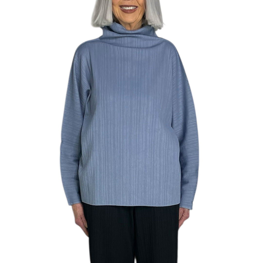 A-POC KNIT HI-NECK TOP