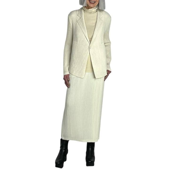 HATCHING PLEATS SKIRT