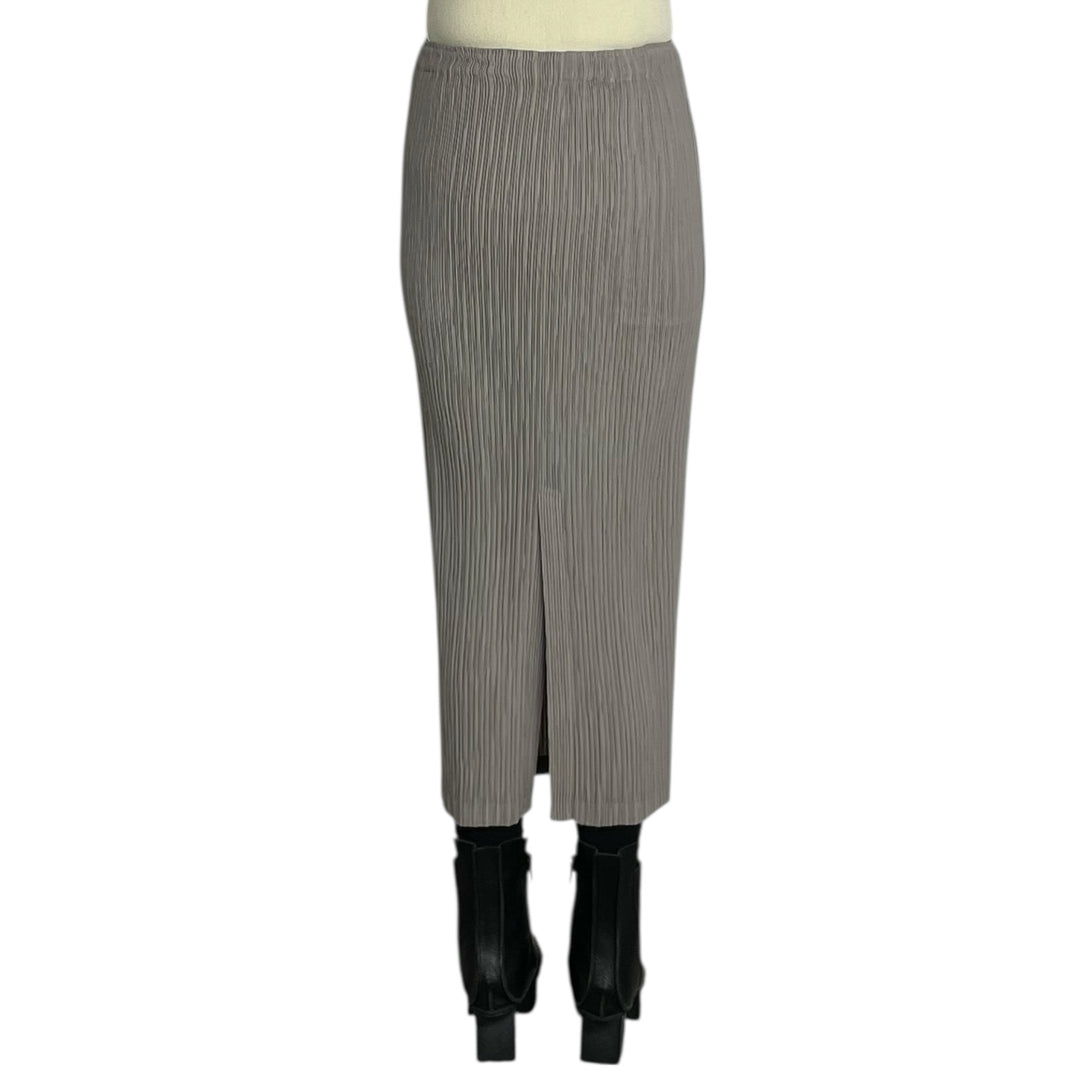 HATCHING PLEATS SKIRT