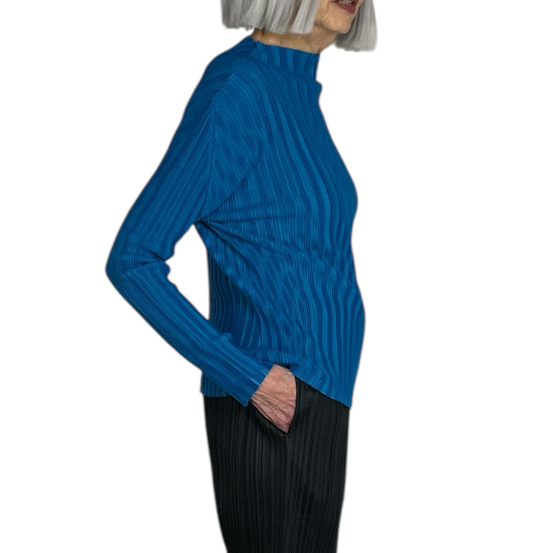 RIB PLEATS FEBRUARY TOP