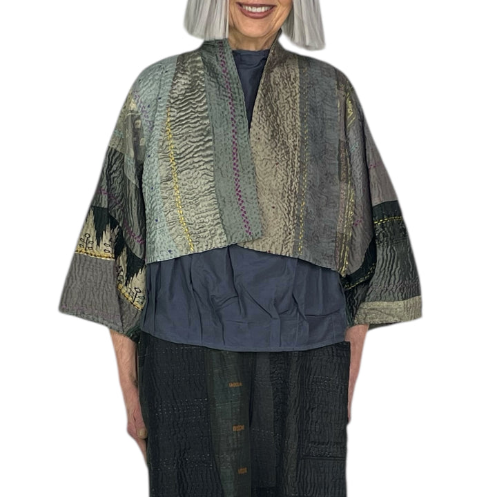 JEWEL WOVEN PATCH PUFF SLEEVE SHRUG