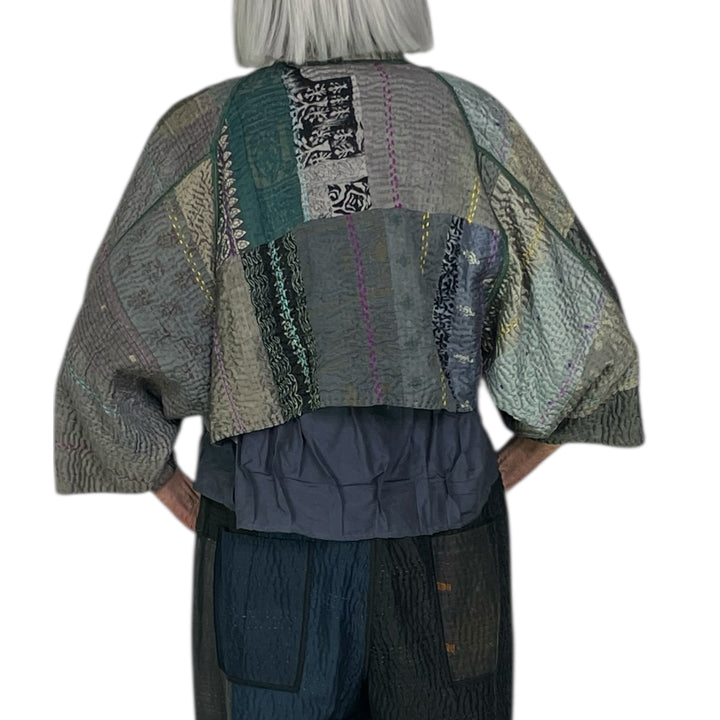 JEWEL WOVEN PATCH PUFF SLEEVE SHRUG