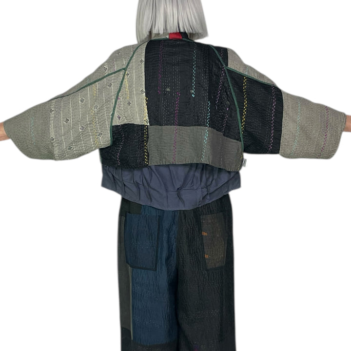 JEWEL WOVEN PATCH PUFF SLEEVE SHRUG