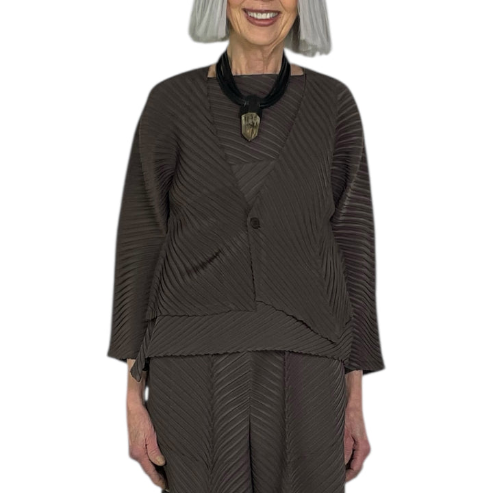 PLASTER PLEATS SOLID CARDIGAN