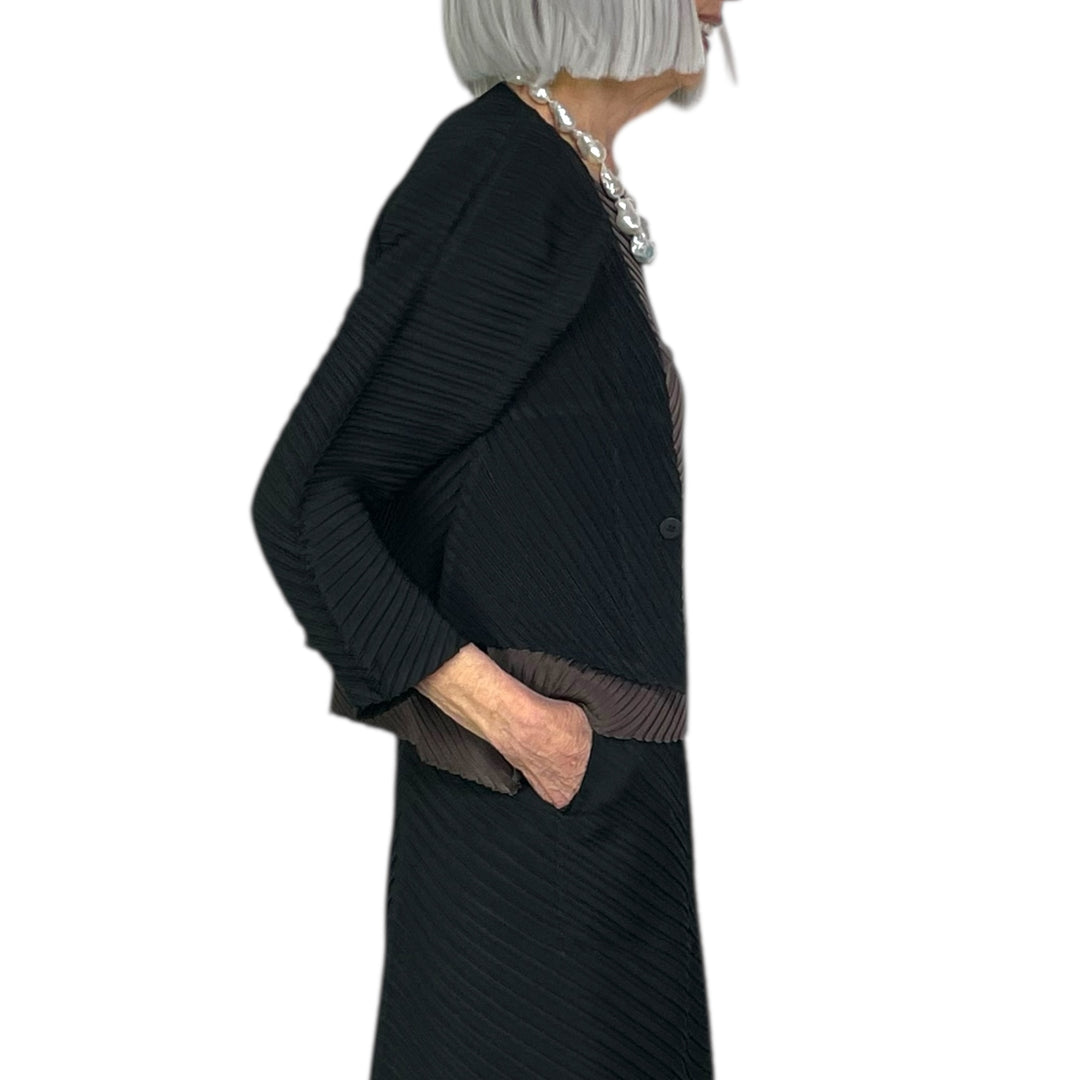 PLASTER PLEATS SOLID CARDIGAN