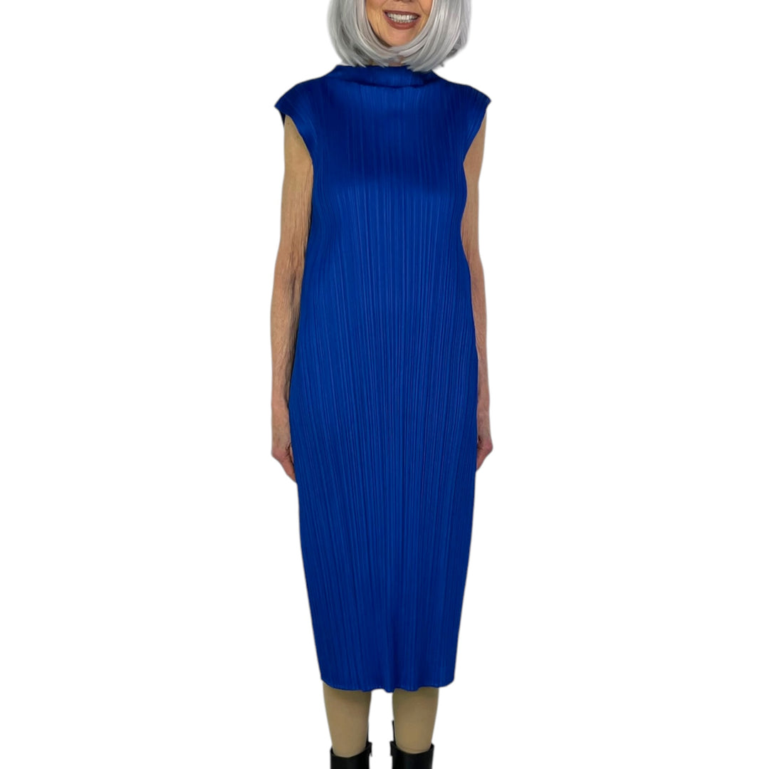 MC : JULY SLEEVELESS DRESS