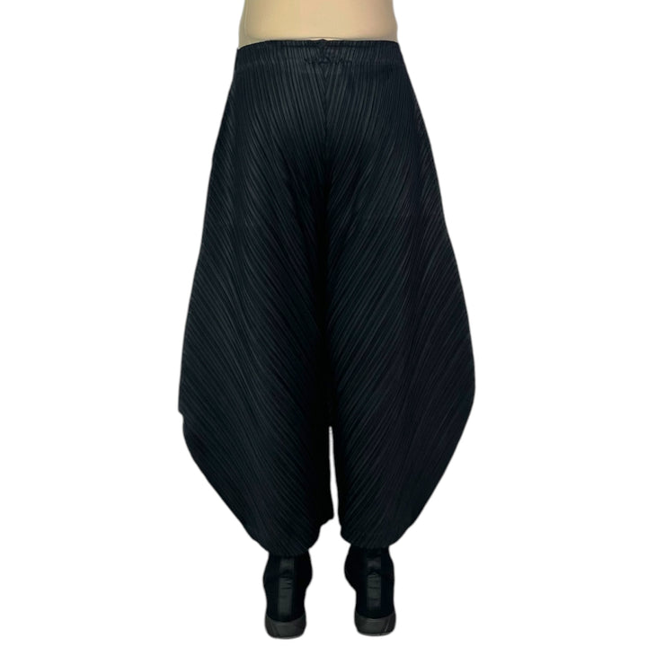 THICKER BOTTOMS 1 CURVED LEG PANT