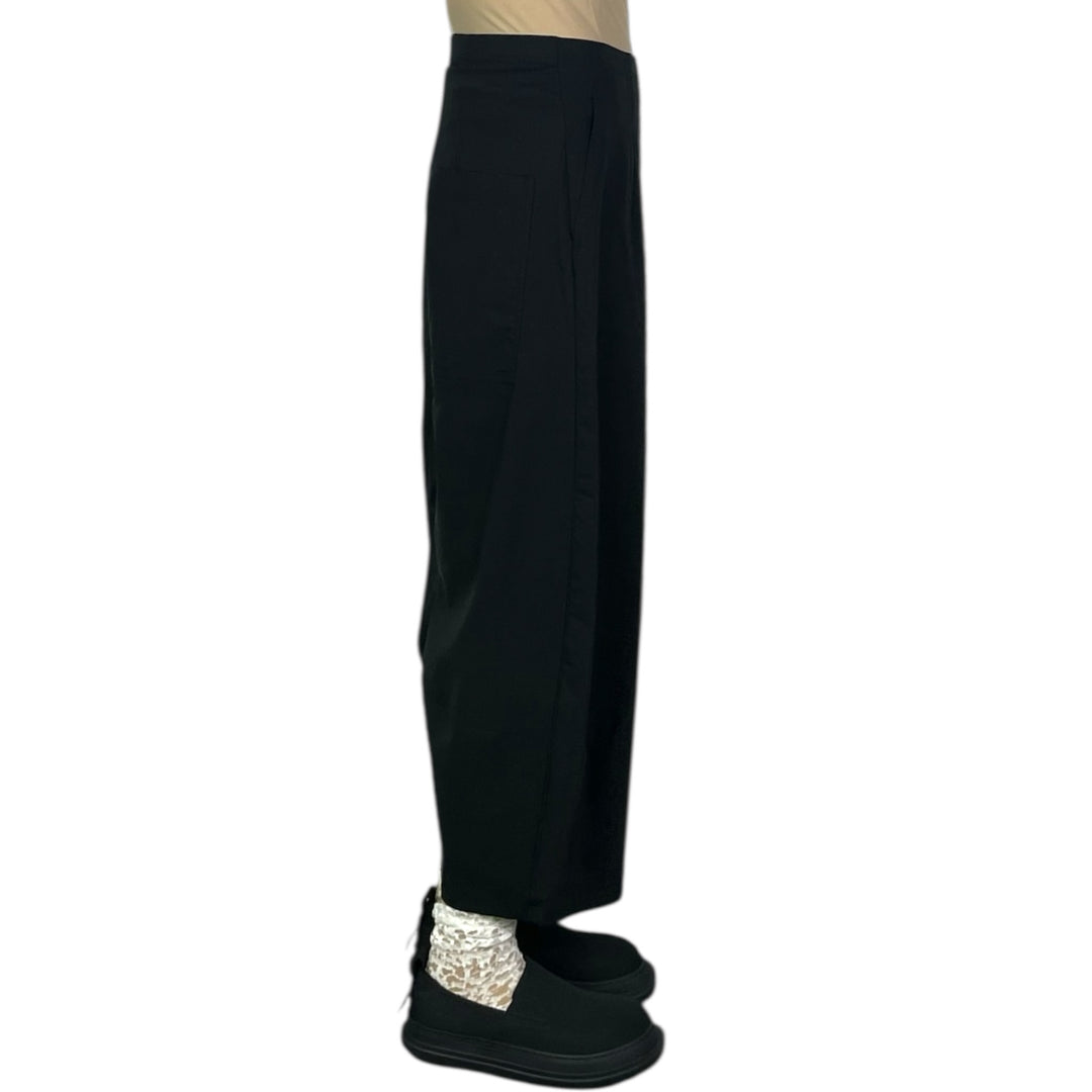 CURVED LEG RUCHED POCKETS PANT