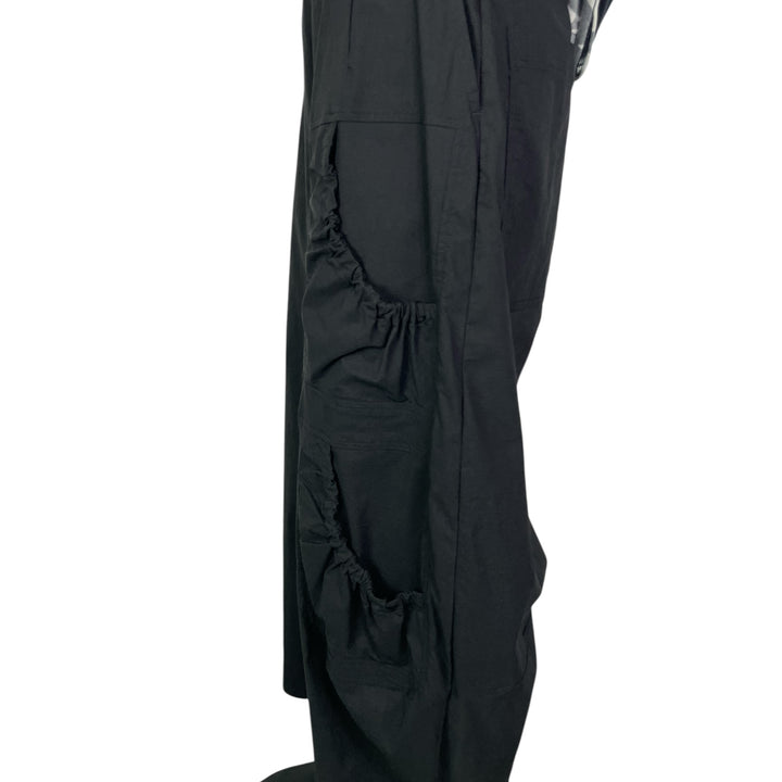 CURVED LEG RUCHED POCKETS PANT