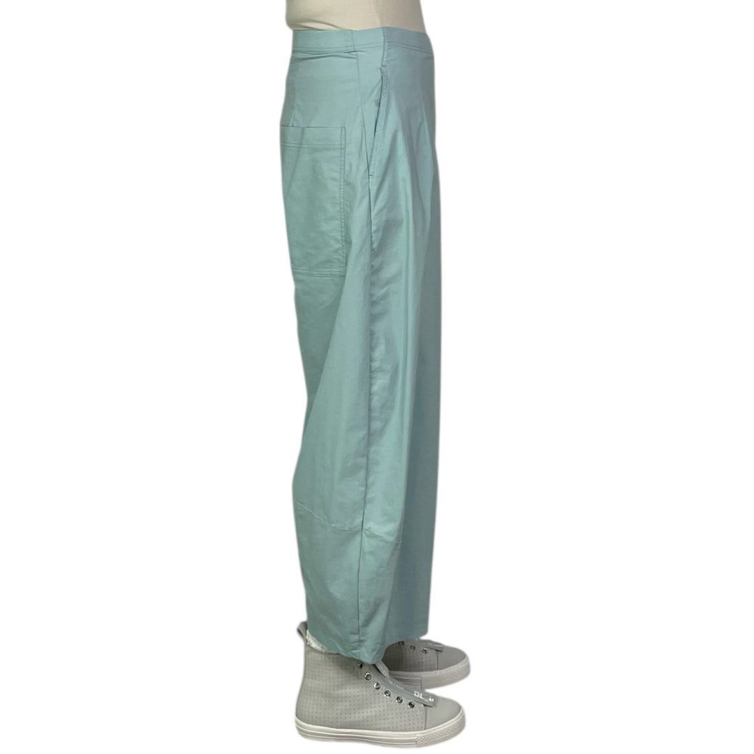 CURVED LEG RUCHED POCKETS PANT