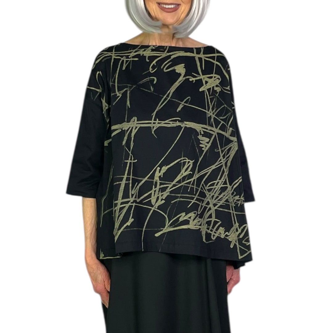 SCRIBBLE PRINT T-SHIRT