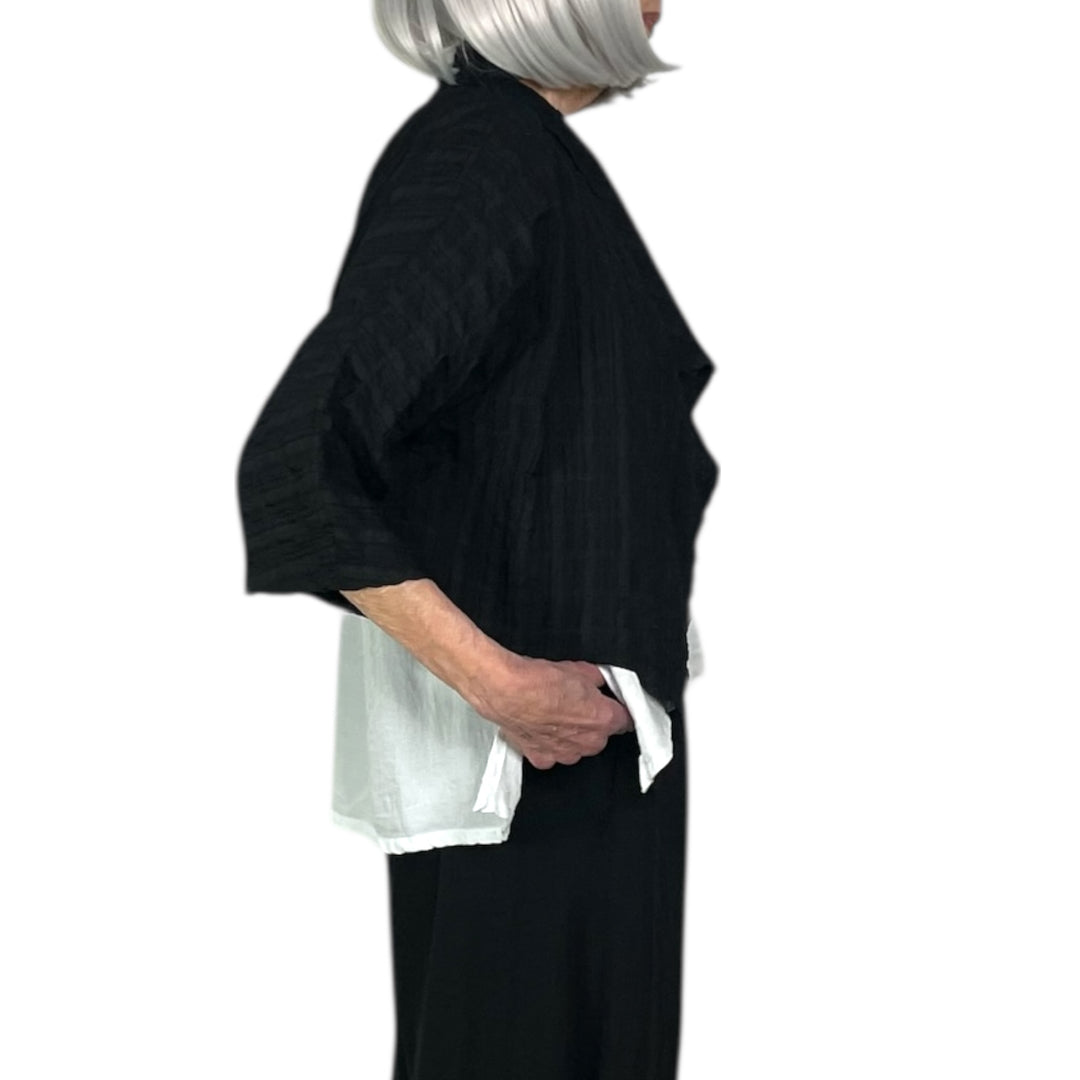 STRIPE CRINKLE SHRUG