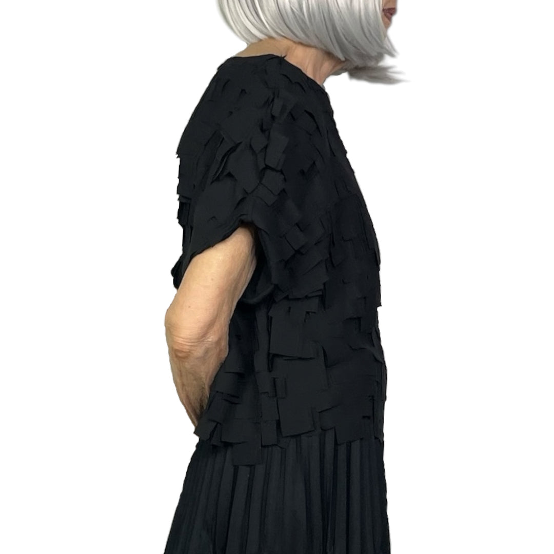BOXY FRINGES TOP