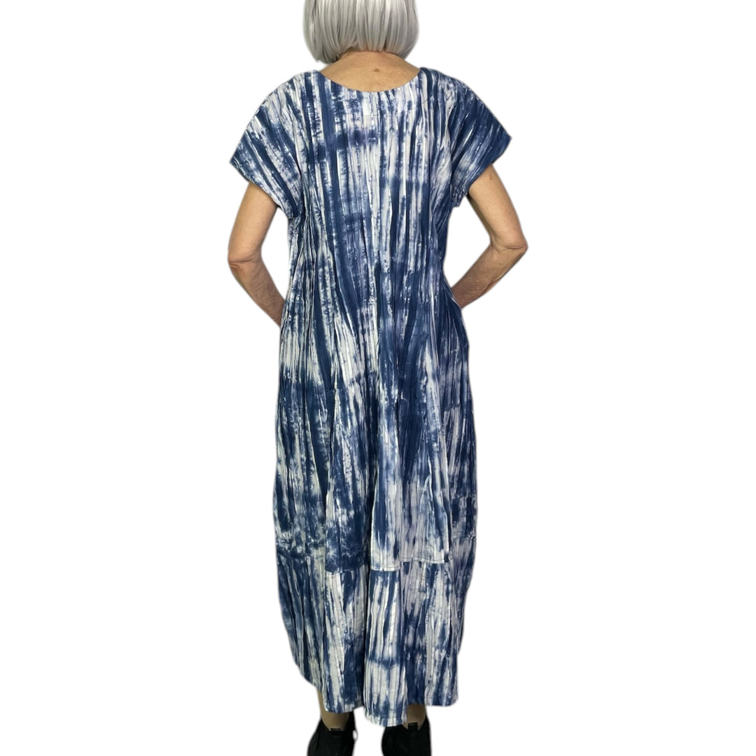 RIPPLE TUCK TIE DYE MIDI DRESS