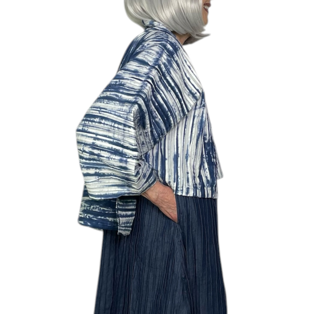 RIPPLE TUCK TIE DYE SHRUG