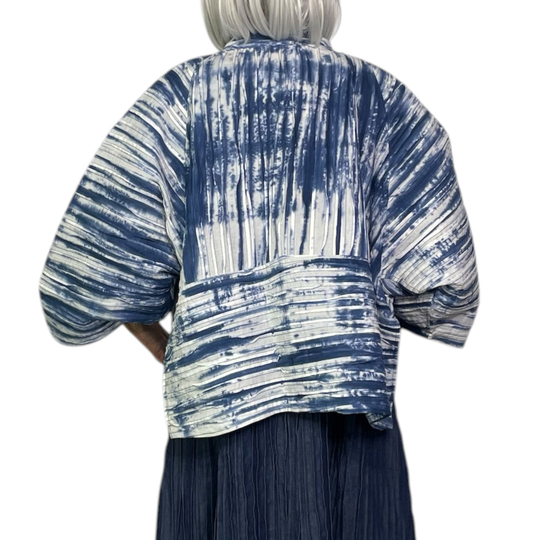 RIPPLE TUCK TIE DYE SHRUG