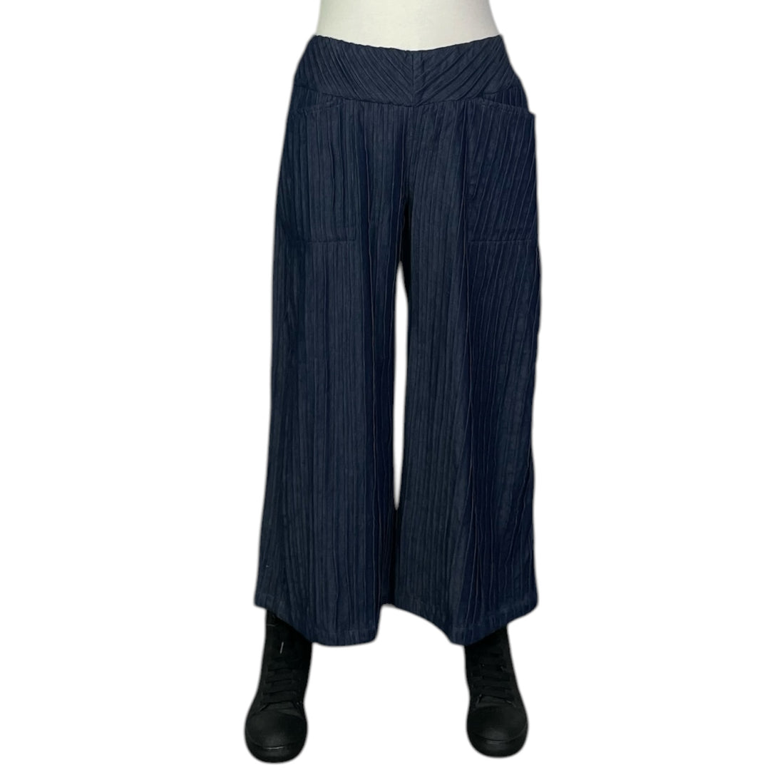 RIPPLE TUCK DENIM WIDE LEG PANT