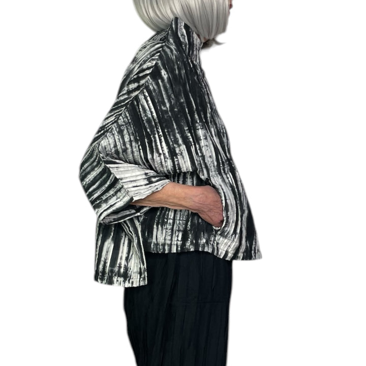 RIPPLE TUCK TIE DYE FUNNEL NECK TOP