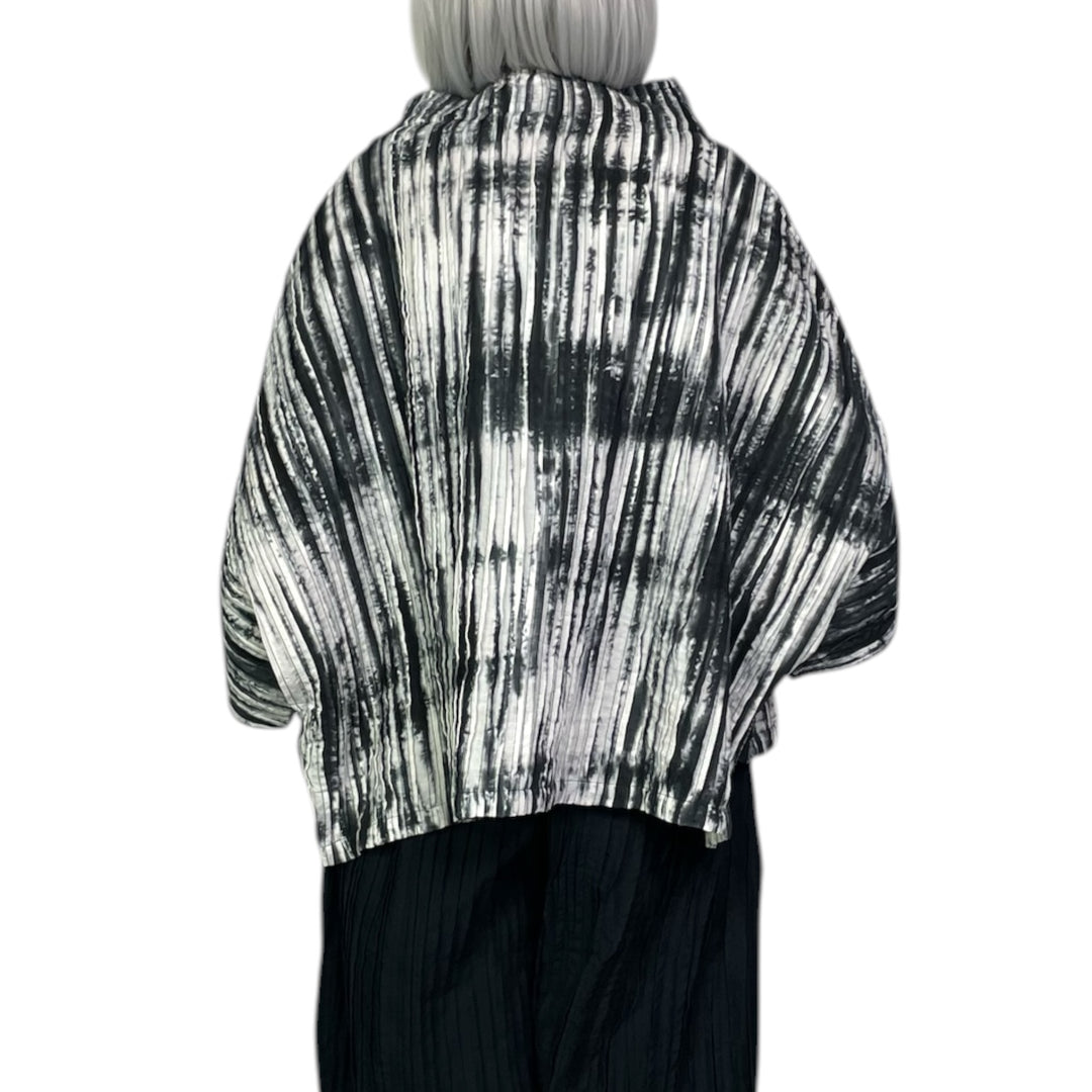 RIPPLE TUCK TIE DYE FUNNEL NECK TOP