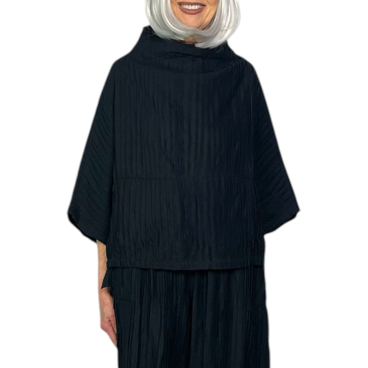 RIPPLE TUCK SOLID FUNNEL NECK TOP