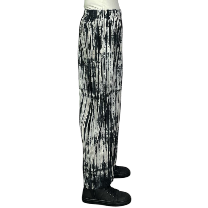 RIPPLE TUCK TIE DYE BARREL PANT