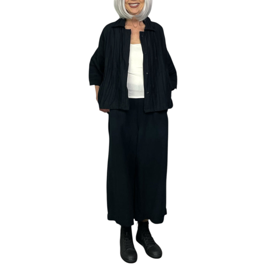 RIPPLE TUCK SOLID CROP JACKET