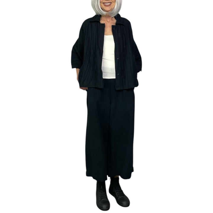 RIPPLE TUCK SOLID CROP JACKET