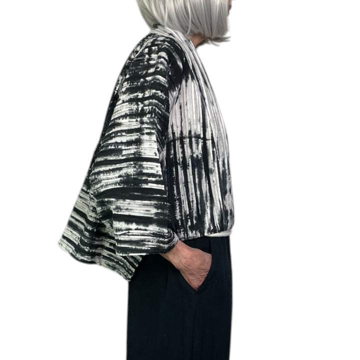 RIPPLE TUCK TIE DYE SHRUG