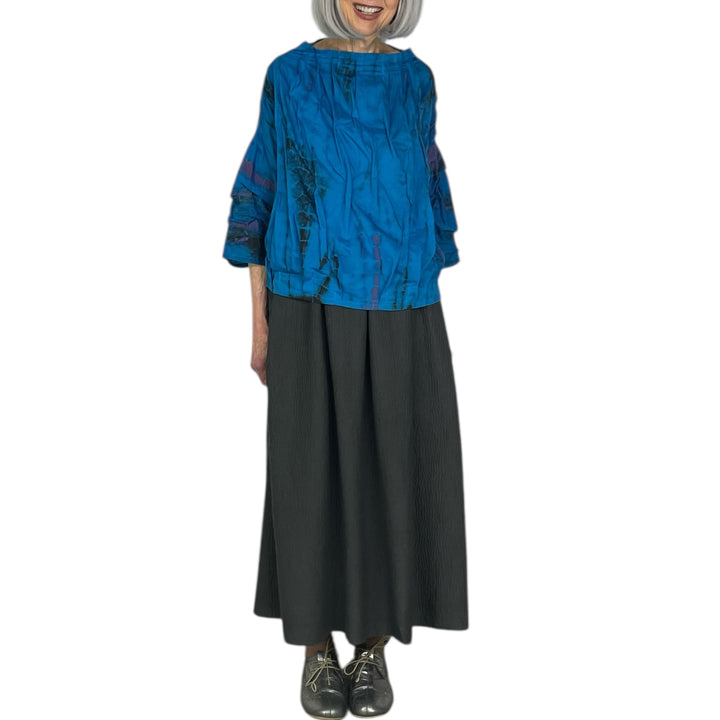 SHIBORI TIE-DYED WAVY TUCK FUNNEL NECK TOP