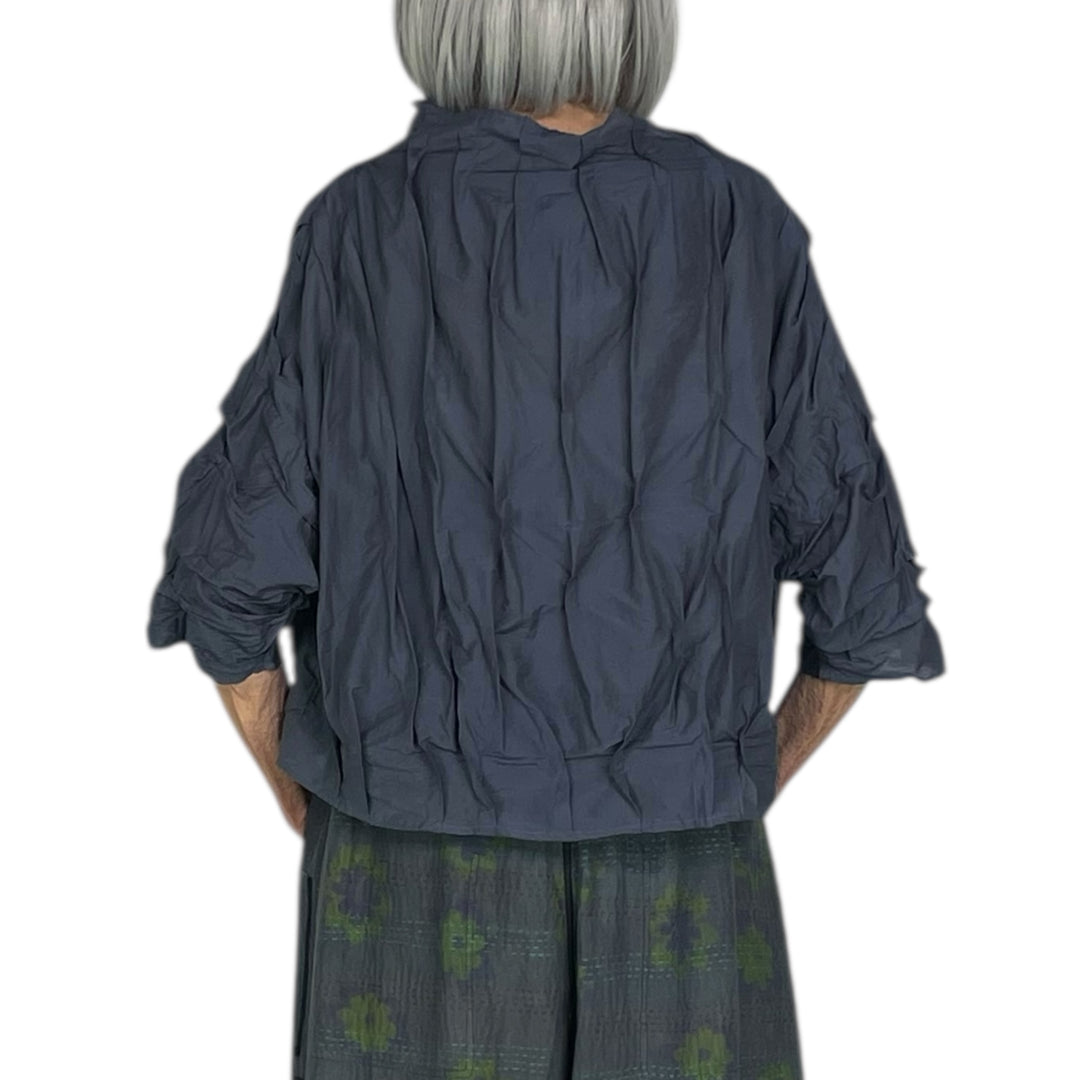 DYED VOILE WAVY TUCK FUNNEL NECK TOP