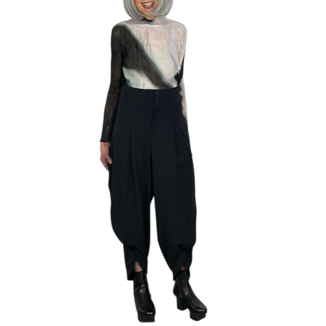ROUND PANTS CURVED LEG