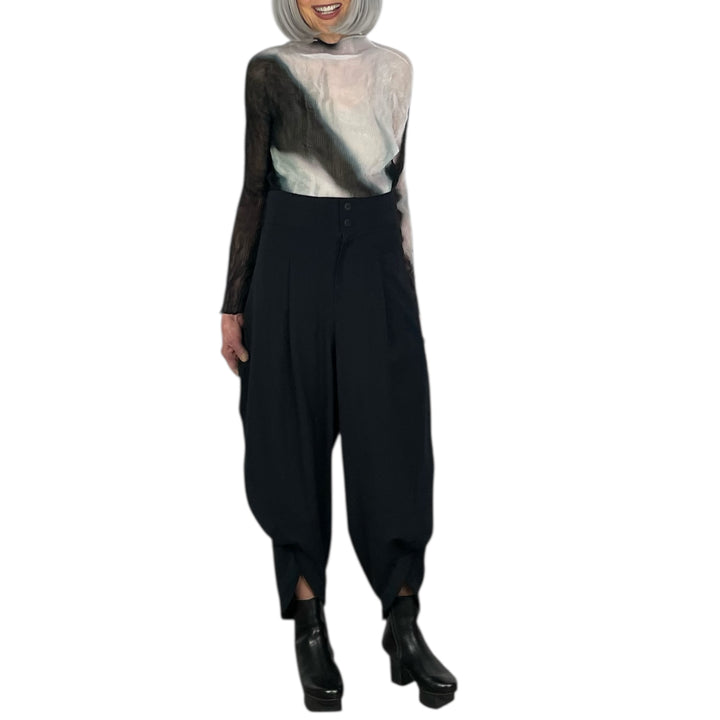 ROUND PANTS CURVED LEG